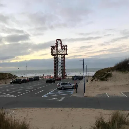 In Near Sandy Lägenhet *