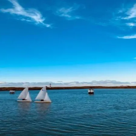 In Near Sandy Lägenhet