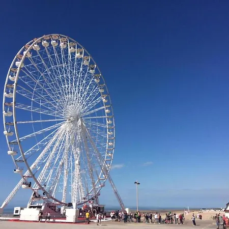 In Near Sandy Lägenhet *