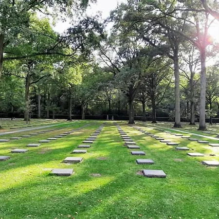 In Near Sandy Lägenhet